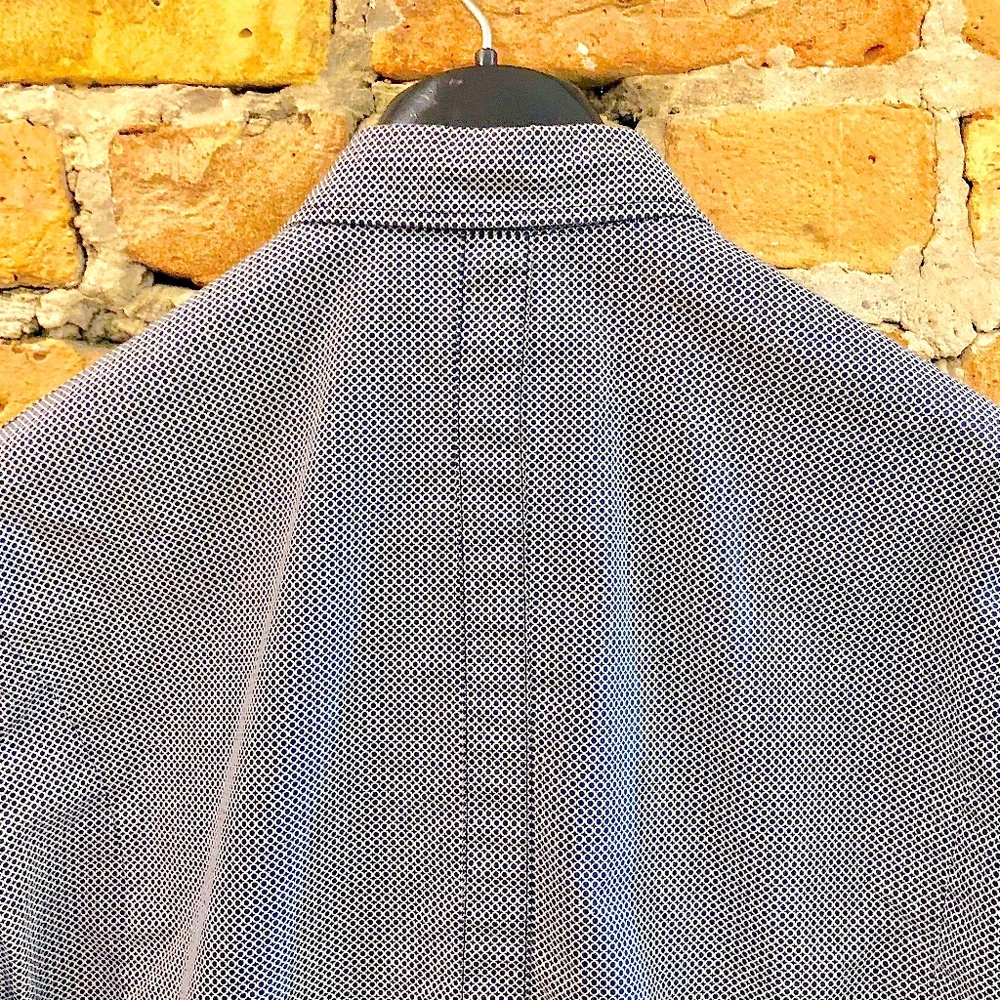 H&M Sexy Fitted Short Sleeve Blue & White Pattern Shirt With Shoulder Epaulettes - Picture 7 of 14